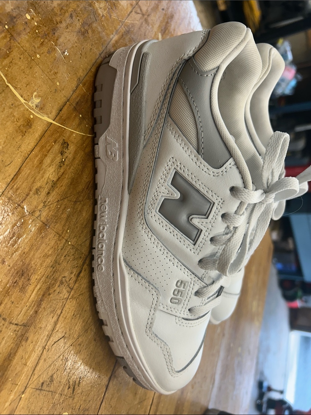 New Balance 550 Sneakers – Women’s Size 9 – Like New